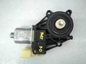 MOTOR ELEVALUNAS DELANTERO DERECHO 8A6114553B / E2-B3-35-1 / 0130822619 FORD FIESTA (CCN)