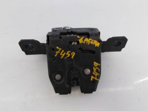 CERRADURA MALETERO / PORTON 13587646 / E2-B6-20-2 OPEL ZAFIRA TOURER