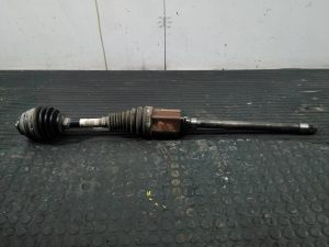 TRANSMISION DELANTERA DERECHA 7591682 / P1-A6-19 BMW X1 (E84)