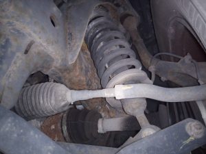 AMORTIGUADOR DELANTERO IZQUIERDO NISSAN PATHFINDER (R51)