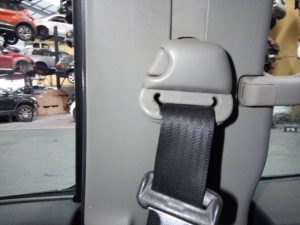CINTURON SEGURIDAD DELANTERO DERECHO NISSAN PATHFINDER (R51)