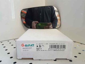 CRISTAL RETROVISOR DERECHO 6432157 / T2-4-A2-3 / NUEVO SEAT LEON (1M1)