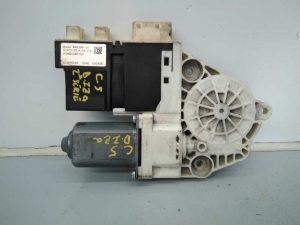 MOTOR ELEVALUNAS DELANTERO IZQUIERDO 5036200090100 / E1-A4-10-1 / U10HKV450546050426 CITROËN C4 BERLINA