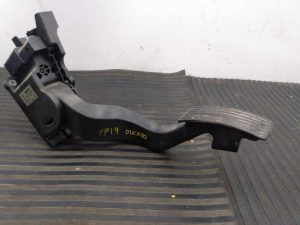 PEDAL ACELERADOR 0280755049 / E2-B2-49-2 / 1349820080 FIAT DUCATO CAJA CERRADA 33, TECHO ELEVADO (06.2006)