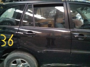 PUERTA TRASERA DERECHA TOYOTA RAV 4 (A2)