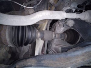 TRANSMISION DELANTERA IZQUIERDA TOYOTA AURIS