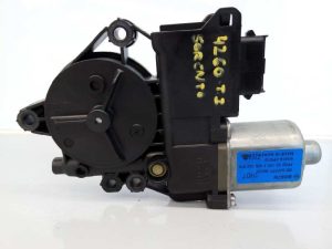 MOTOR ELEVALUNAS TRASERO IZQUIERDO 834502P010 / E2-B5-3-2 / F00S1A2979 KIA SORENTO