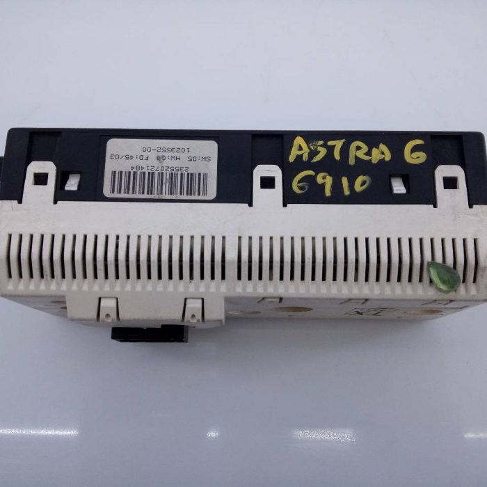 464731
