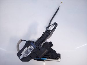 CERRADURA PUERTA TRASERA DERECHA 81420A2100HIT / E2-B5-5-2 KIA CEE´D