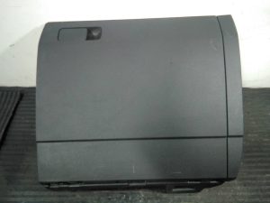 GUANTERA 5NB857101 / P2-A3-12 / 5NB857097C VOLKSWAGEN TIGUAN