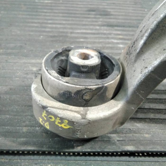475922