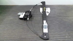 ELEVALUNAS TRASERO DERECHO 81A839462 / E1-B6-22-4 AUDI Q2 (GAB)