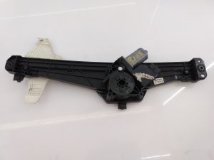 ELEVALUNAS TRASERO DERECHO 9810488480 / E1-A4-47-2 PEUGEOT 3008