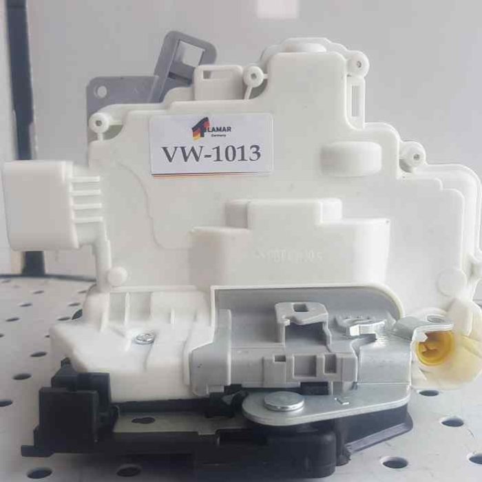 484064