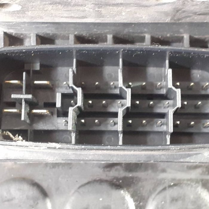 490907