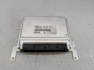CENTRALITA MOTOR UCE 4D0907401H / E2-A1-5-3 / 0281001930 AUDI A8 (D2)