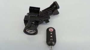 ANTIRROBO 00505254300 / E2-B2-60-2 FIAT 500 L LIVING (351)