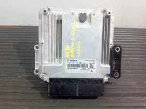 CENTRALITA MOTOR UCE 55268845 / E3-B4-5-1 / 0281031203 SUZUKI SX4