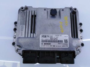 CENTRALITA MOTOR UCE 8V2112A650KD / E3-B3-39-4 / 0281014803 FORD FIESTA (CB1)