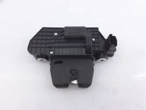 CERRADURA MALETERO / PORTON 9151487499 / E1-A4-28-1 PEUGEOT 2008 (--.2013->)