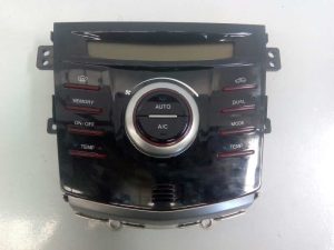 MANDO CLIMATIZADOR 6872035200 / E1-B3-3-2 SSANGYONG TIVOLI