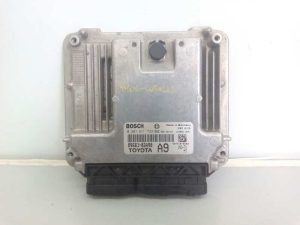 CENTRALITA MOTOR UCE 8966102A90 / E3-B2-19-2 / 0281011733 TOYOTA COROLLA (E12)