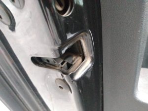 CERRADURA PUERTA TRASERA IZQUIERDA VOLKSWAGEN GOLF VI (5K1)