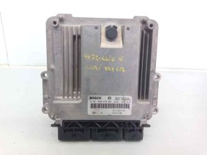 CENTRALITA MOTOR UCE 237102213R / E2-A1-28-1 / 0281030439 RENAULT CLIO IV