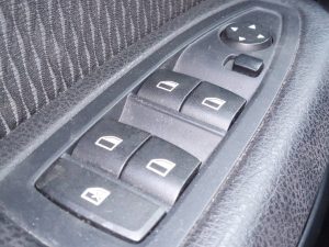 MANDO ELEVALUNAS DELANTERO IZQUIERDO BMW SERIE 1 LIM. (F20/F21)