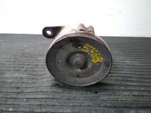 BOMBA DIRECCION 42244008 / P3-B4-4-2 NISSAN TERRANO/TERRANO.II (R20)