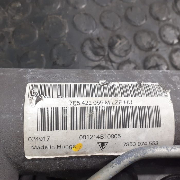 525833