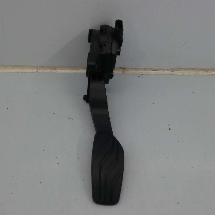 531597