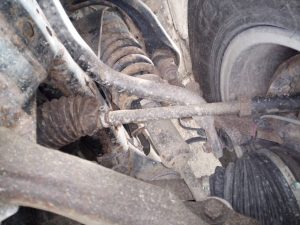 AMORTIGUADOR DELANTERO IZQUIERDO TOYOTA HILUX (KUN)