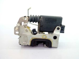 CERRADURA PUERTA TRASERA IZQUIERDA E1-A1-8-3 DACIA DUSTER