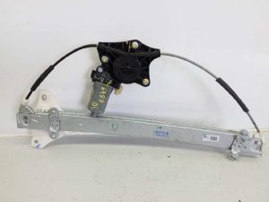ELEVALUNAS DELANTERO IZQUIERDO 5F16105 / E2-B5-40-1 / 82401B4110 HYUNDAI I10