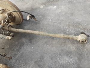 BRAZO SUSPENSION INFERIOR TRASERO IZQUIERDO PV-5-2 NISSAN PATROL GR (Y61)