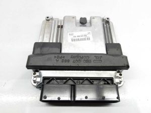 CENTRALITA MOTOR UCE 03L906022MK / E2-A1-4-7 AUDI A4 AVANT (8K5) (2008)