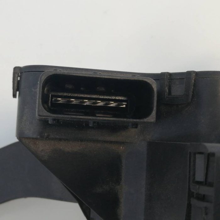 557511