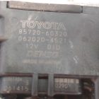 557831