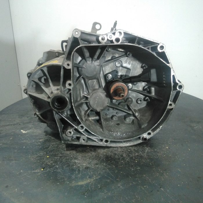 562242