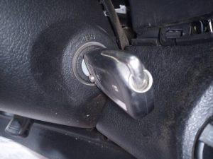ANTIRROBO TOYOTA HILUX (KUN)