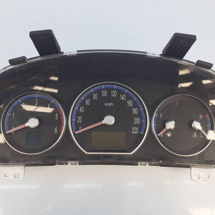 563709