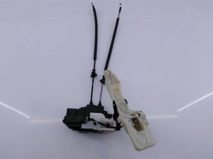 CERRADURA PUERTA TRASERA IZQUIERDA 81410023800 / E2-B5-15-1 HYUNDAI SANTA FE (BM)