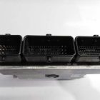 568941