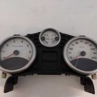 572930