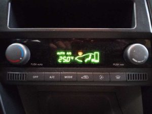 MANDO CLIMATIZADOR SSANGYONG KYRON