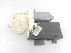 MOTOR ELEVALUNAS DELANTERO IZQUIERDO E1-A4-16-1 / R700TW61 CITROËN C5 BERLINA