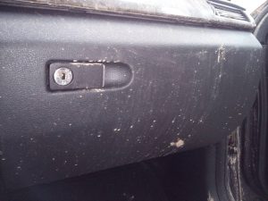 GUANTERA MERCEDES-BENZ CLASE E (W212) LIM.