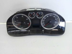CUADRO INSTRUMENTOS 3B0920829A / E2-A1-10-2 VOLKSWAGEN PASSAT BERLINA (3B3)