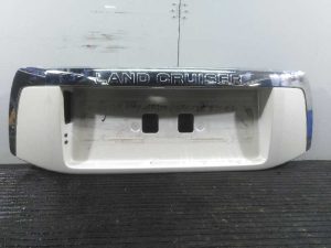 PILOTO MATRICULA P2-A2-33 TOYOTA LAND CRUISER (J15)